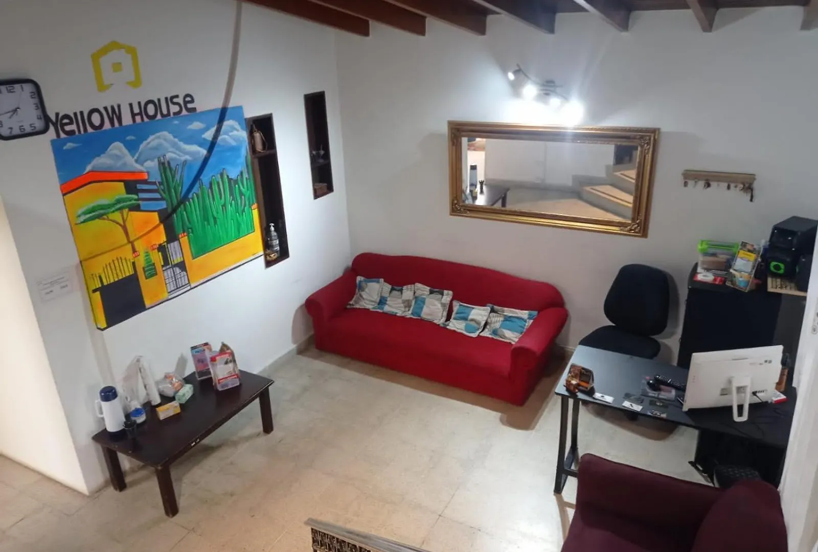 Yellow House Hostel Medellin 0*,
